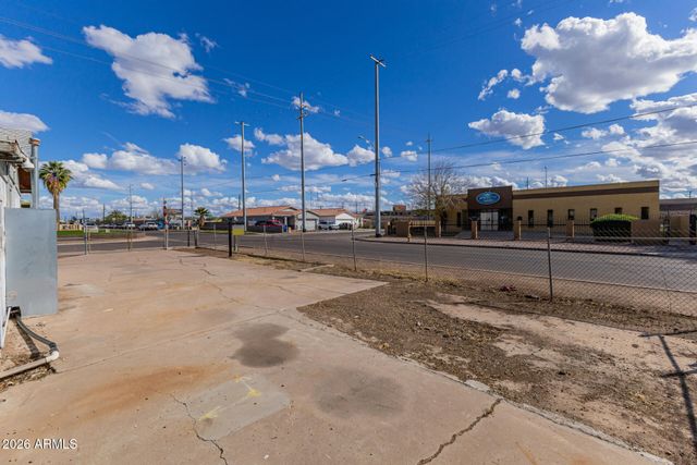 502 W APACHE Street, Phoenix, AZ 85003