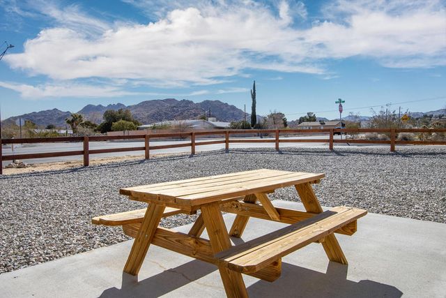 61786 Desert Air Road, Joshua Tree, CA 92252