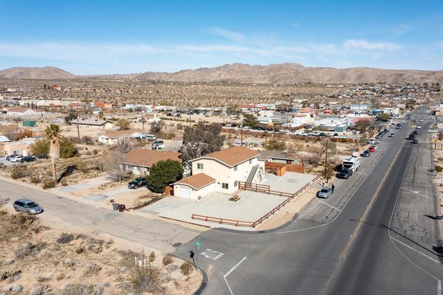 61786 Desert Air Road, Joshua Tree, CA 92252