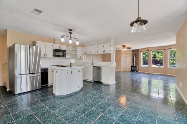 13559 S Highway 170, West Fork, AR 72774