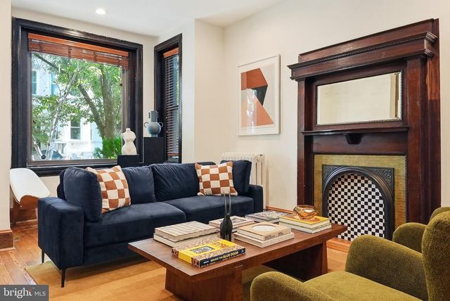 2204 FLAGLER PL NW, Washington, DC 20001