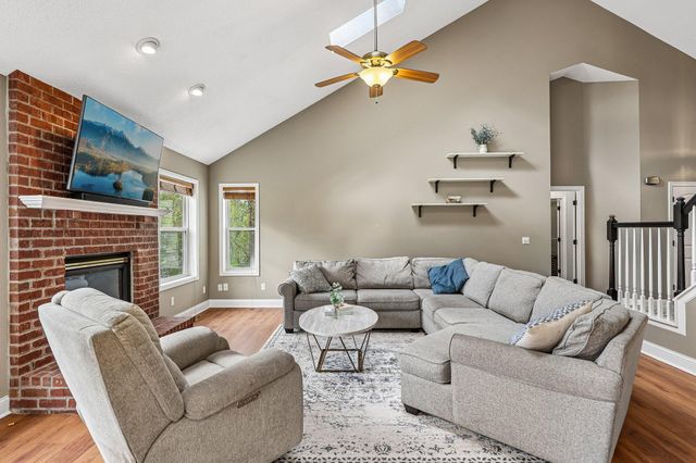 4909 Rusten Rd, Eagan, MN 55122