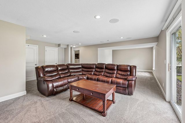 4909 Rusten Rd, Eagan, MN 55122