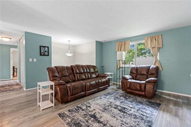 100 Wickham Farm Drive, Englewood, OH 45322