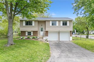100 Wickham Farm Drive, Englewood, OH 45322