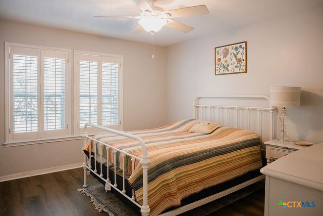 407 Woodway Drive, Victoria, TX 77904