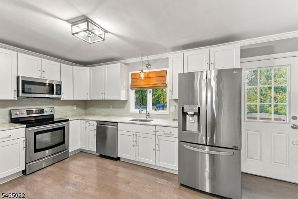 21 Woodland Trl S, Vernon Twp., NJ 07419 — exterior