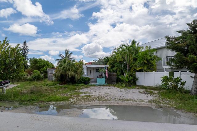 256 Mars Lane, Geiger Key, FL 33040