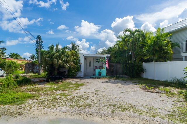 256 Mars Lane, Geiger Key, FL 33040