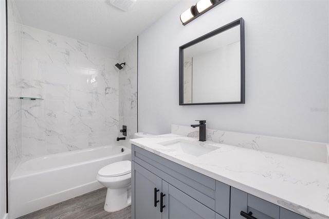 10 LOCUST LOOP CIRCLE, Ocala, FL 34472