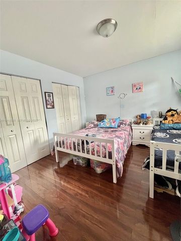 1990 SW 121st Court 232, Miami, FL 33175