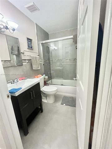 1990 SW 121st Court 232, Miami, FL 33175