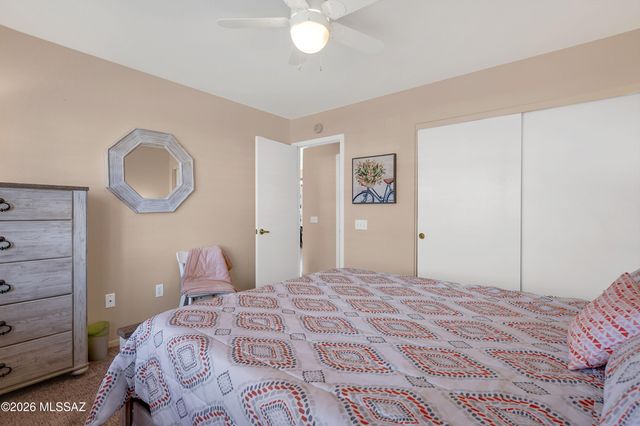 2330 E Montrose Canyon Drive, Oro Valley, AZ 85755