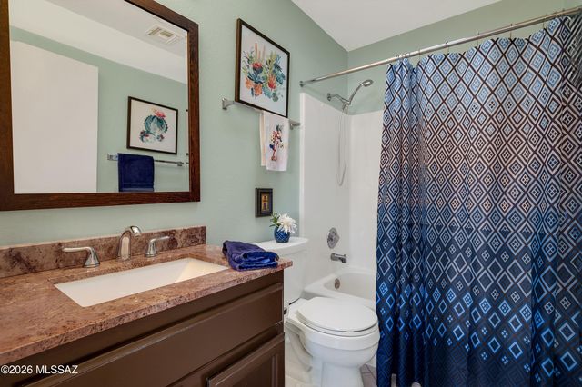 2330 E Montrose Canyon Drive, Oro Valley, AZ 85755