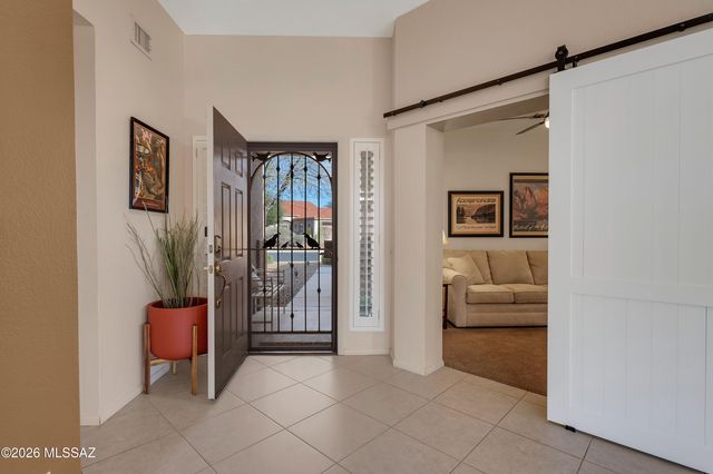 2330 E Montrose Canyon Drive, Oro Valley, AZ 85755