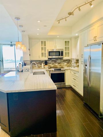 888 Brickell Key Dr 1612, Miami, FL 33131
