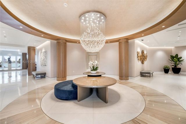 888 Brickell Key Dr 1612, Miami, FL 33131