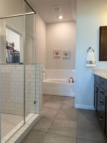 131 Patrick Herndon DR, Bastrop, TX 78602