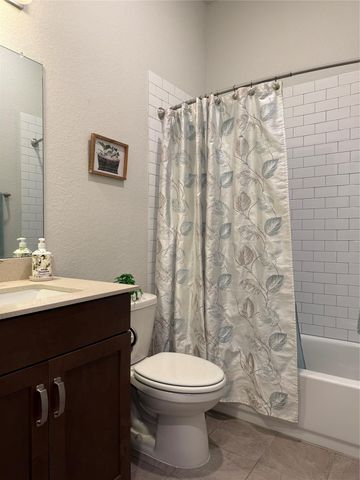 131 Patrick Herndon DR, Bastrop, TX 78602