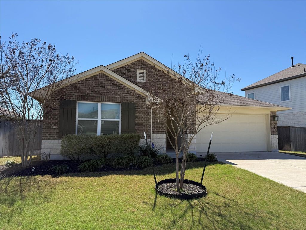 131 Patrick Herndon DR, Bastrop, TX 78602