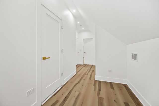 5310 S Wood Street, Chicago, IL 60609