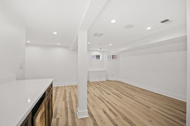 5310 S Wood Street, Chicago, IL 60609