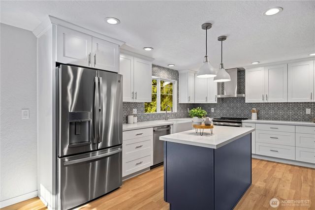 16325 177th Place NE, Woodinville, WA 98072