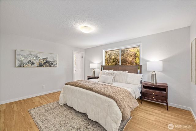 16325 177th Place NE, Woodinville, WA 98072