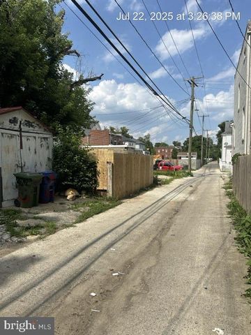 3805 HAYWARD AVE, Baltimore, MD 21215