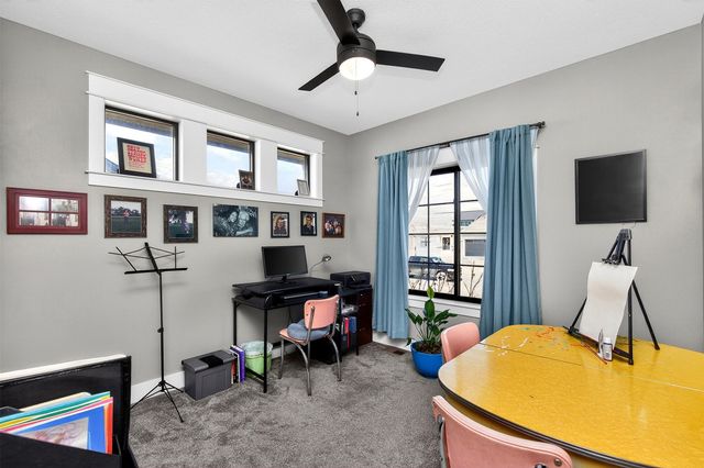 2804 Blooming Heights Drive, Norwalk, IA 50211