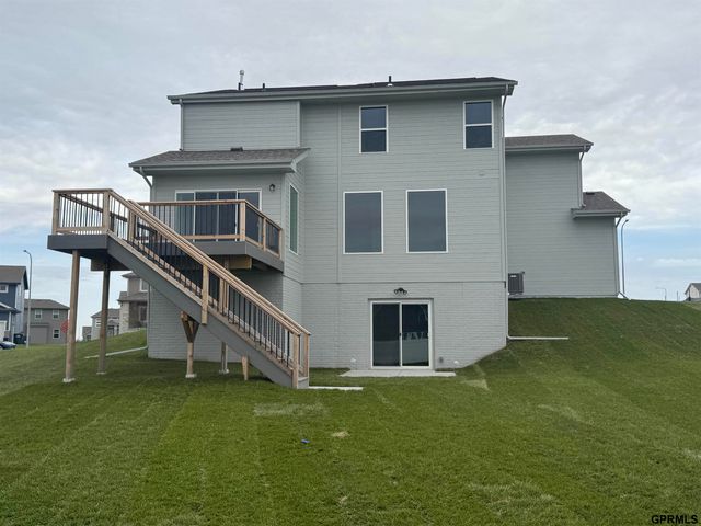 12607 Schirra Street, Papillion, NE 68138