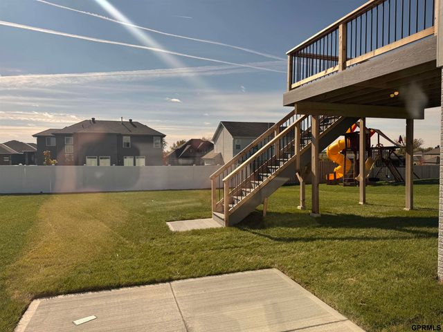 12607 Schirra Street, Papillion, NE 68138