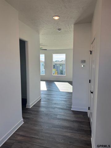 12607 Schirra Street, Papillion, NE 68138