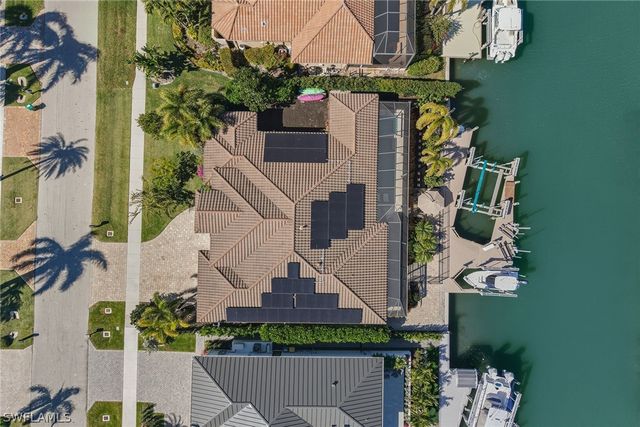 137 Hollyhock CT, Marco Island, FL 34145