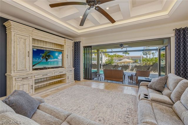 137 Hollyhock CT, Marco Island, FL 34145