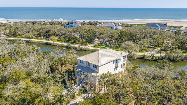 4 Sharks Tooth Circle, Edisto Island, SC 29438