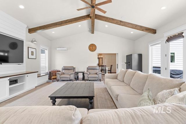 23800 Breyer Rd, Caldwell, ID 83607