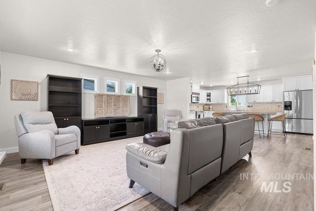 23800 Breyer Rd, Caldwell, ID 83607