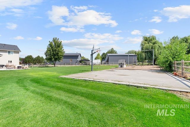 23800 Breyer Rd, Caldwell, ID 83607