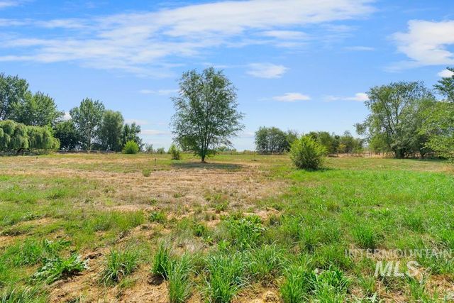 23800 Breyer Rd, Caldwell, ID 83607
