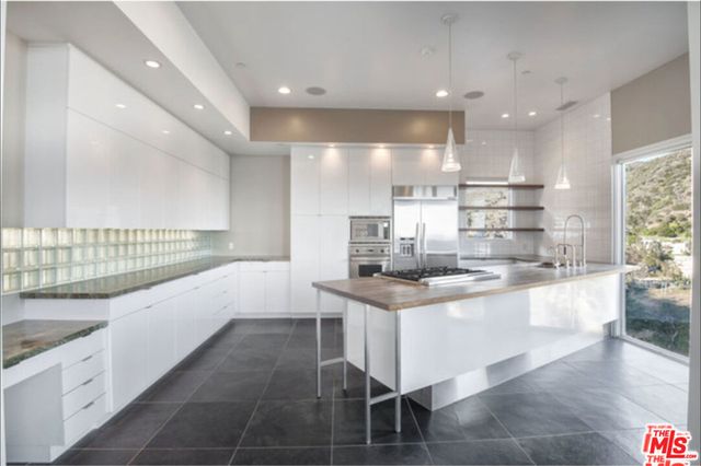 3850 Rambla Orienta, Malibu, CA 90265