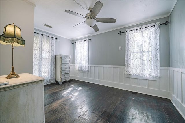 510 E KEY AVENUE, Eustis, FL 32726