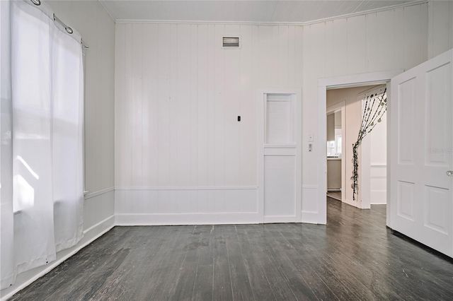 510 E KEY AVENUE, Eustis, FL 32726