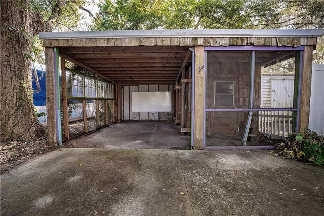 510 E KEY AVENUE, Eustis, FL 32726