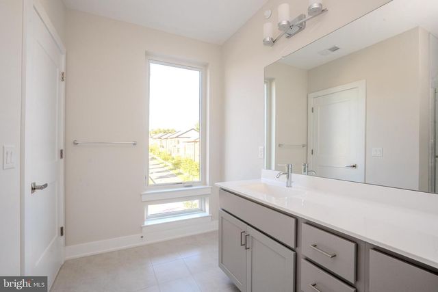 112 VILLAGE DR, Skillman, NJ 08558