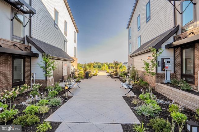 112 VILLAGE DR, Skillman, NJ 08558