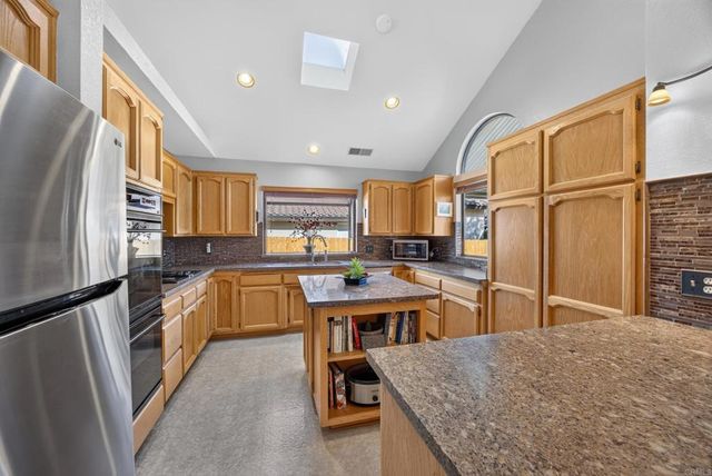 23543 Oriente Way, Ramona, CA 92065