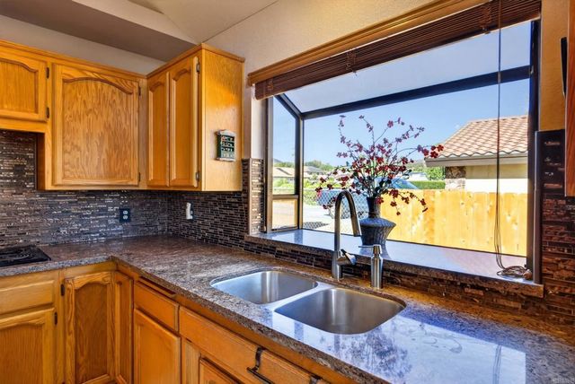 23543 Oriente Way, Ramona, CA 92065