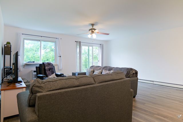 1001 N Mill Street 308, Naperville, IL 60563