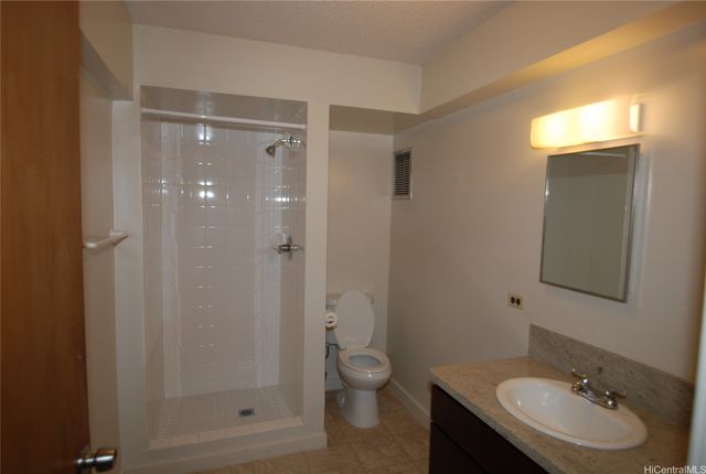 1550 Wilder Avenue A211, Honolulu, HI 96822